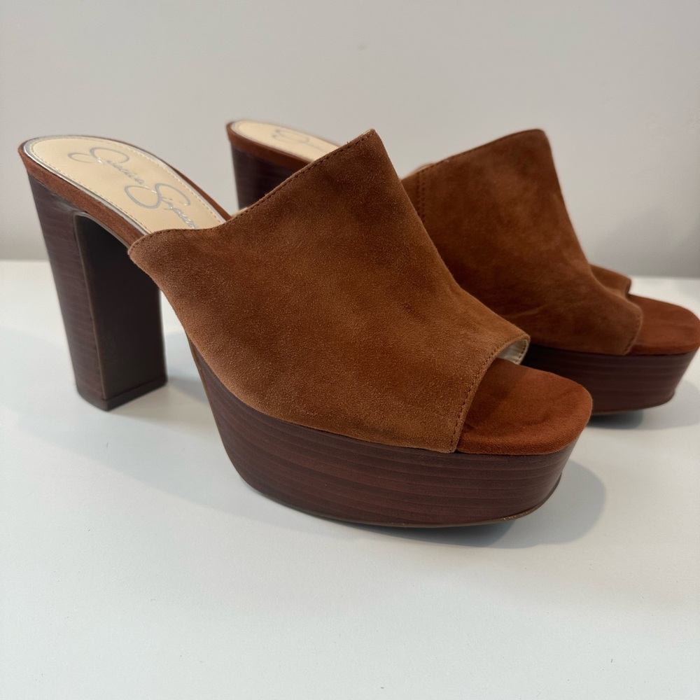 Jessica Simpson platform slide. Size 11